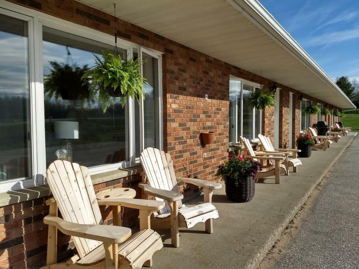 Wayside Motel Manitoulin Manitowaning Buitenkant foto